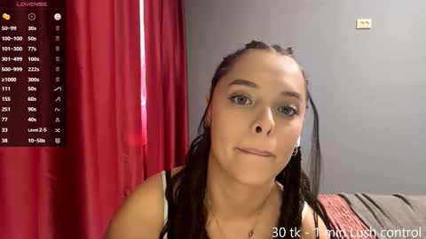 Snapshot of heyvibeee chatting on October 12, 2025, 10:25 am Gina online show from October 12, 2025, 10:25 am