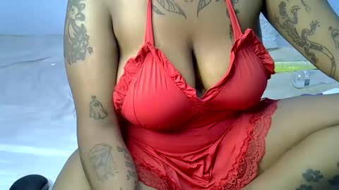 Snapshot of heyybanan chatting on March 9, 2025, 9:03 pm heyybanan online show from March 9, 2025, 9:03 pm