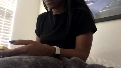 heyyou301990 online show from November 5, 2025, 7:25 pm