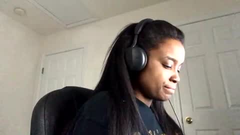 heyyou301990 online show from November 20, 2025, 8:19 pm