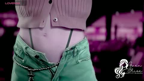 Gwen Elise online show from November 12, 2025, 7:13 pm