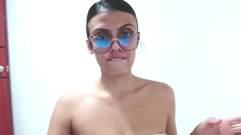 Snapshot of hhayek_eva7 chatting on February 20, 2025, 1:40 pm Eva online show from February 20, 2025, 1:40 pm