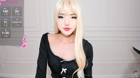 Mikio online show from October 11, 2025, 5:28 am