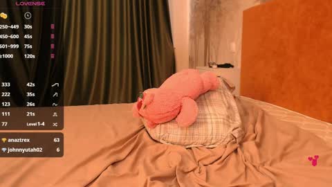 Hiaru online show from January 6, 2025, 8:46 am