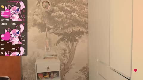 Hiaru online show from September 24, 2025, 6:17 am