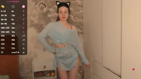 Snapshot of hiaru_cutie chatting on March 10, 2026, 5:34 am Hiaru online show from March 10, 2026, 5:34 am