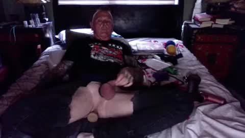 HARDCORE13 online show from December 3, 2025, 9:57 pm