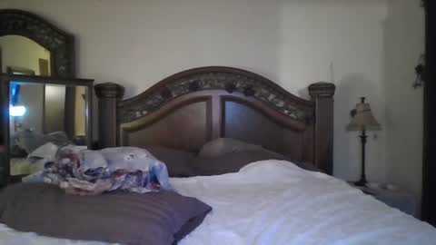Snapshot of hidden_gold_milf chatting on April 21, 2026, 2:37 am hidden_gold_milf online show from April 21, 2026, 2:37 am