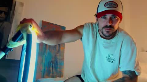 highnightz online show from October 4, 2025, 8:29 pm