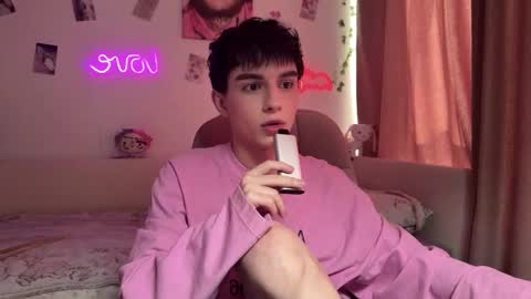 Snapshot of hiidear chatting on March 24, 2026, 9:25 am twinkvadusha online show from March 24, 2026, 9:25 am