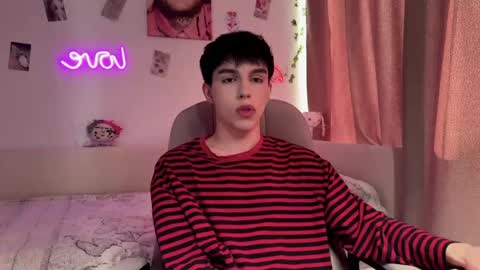 Snapshot of hiidear chatting on March 26, 2026, 7:14 am twinkvadusha online show from March 26, 2026, 7:14 am