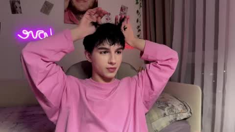 Snapshot of hiidear chatting on April 11, 2026, 5:06 pm twinkvadusha online show from April 11, 2026, 5:06 pm