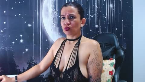 hikaryfire online show from May 15, 2026, 12:01 pm