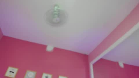 hilary_tailor online show from December 1, 2025, 11:04 am