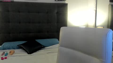 hilary_tailor online show from March 13, 2026, 11:06 am