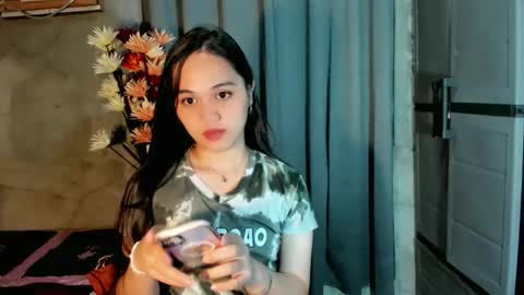 hilarymolly online show from February 5, 2026, 11:09 pm