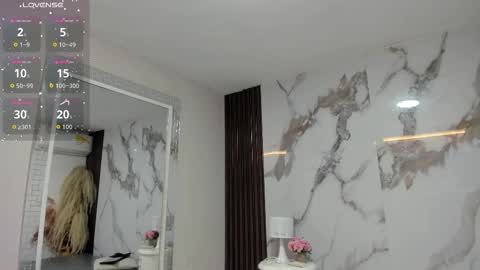 Hilary Thomsom online show from January 9, 2026, 12:41 pm