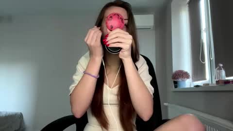 Hi Im Elizabeth online show from October 17, 2025, 12:08 pm