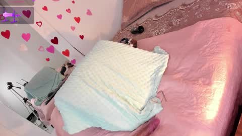  Hilary  online show from October 2, 2025, 7:54 pm