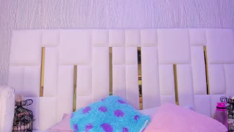 Hillary online show from October 21, 2025, 11:44 am