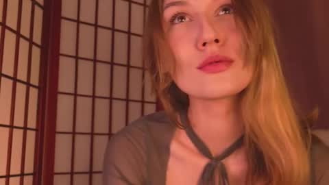 Hina online show from December 22, 2024, 1:55 pm