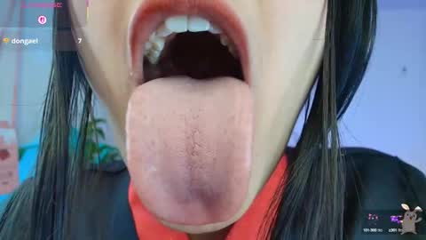 hinata online show from October 9, 2025, 6:39 pm