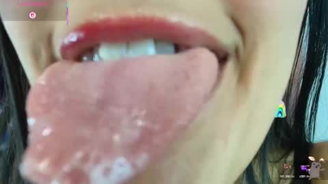 hinata online show from March 12, 2026, 8:59 pm