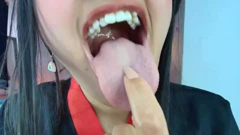 hinata online show from March 24, 2026, 9:09 pm