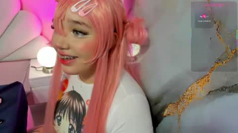 hinata_dolly online show from October 11, 2025, 8:57 am