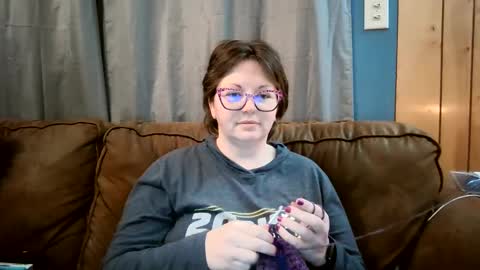 Bella online show from February 20, 2025, 11:10 pm