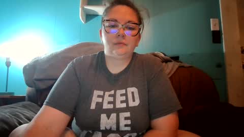 Bella online show from September 11, 2025, 3:17 am