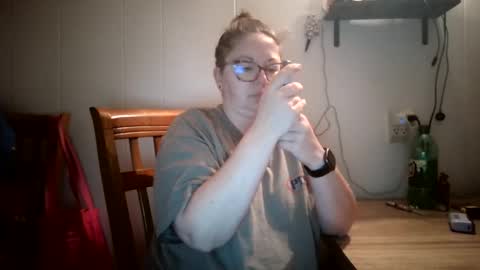 Bella online show from October 22, 2025, 12:49 pm