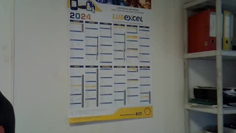 hippo online show from January 3, 2025, 9:47 am