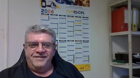 hippo online show from January 6, 2025, 4:13 pm