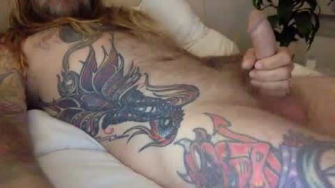 Snapshot of hippybiker chatting on December 2, 2024, 12:09 am hippybiker online show from December 2, 2024, 12:09 am