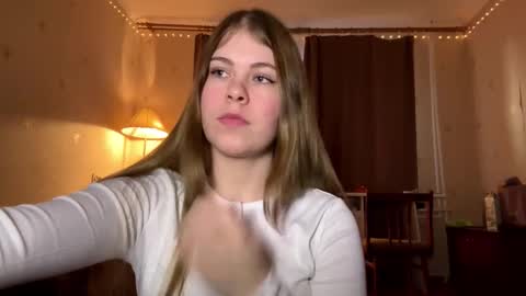 I am Amy ntmu Lets hit 10 Thumbs Up together online show from February 21, 2026, 4:46 am