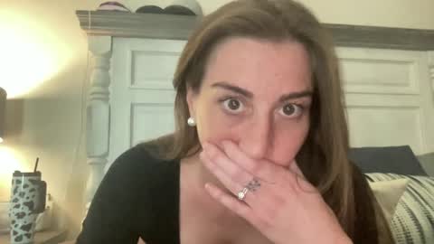 Snapshot of hisfrecklesntits chatting on February 17, 2025, 7:42 pm HisFrecklesNTits online show from February 17, 2025, 7:42 pm
