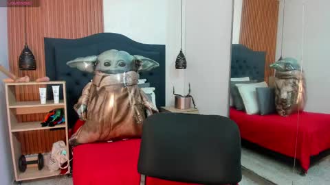 Hisoka online show from October 14, 2025, 10:54 pm