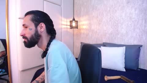 Hisoka online show from March 10, 2026, 8:03 pm