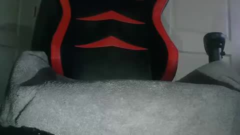 Snapshot of hitmanquan chatting on October 1, 2025, 8:04 pm HitmanQuan online show from October 1, 2025, 8:04 pm