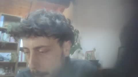 hitmenoww online show from March 24, 2026, 6:18 am