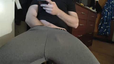 Snapshot of hockeyplayer206850 chatting on December 6, 2024, 4:36 am Hockey Player online show from December 6, 2024, 4:36 am