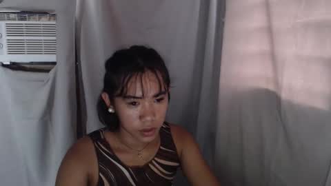 Karrie3 online show from November 23, 2025, 4:45 am