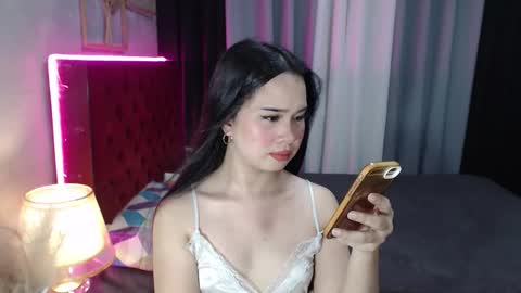 Snapshot of hoelymolly chatting on October 23, 2025, 7:40 am hoelymolly online show from October 23, 2025, 7:40 am