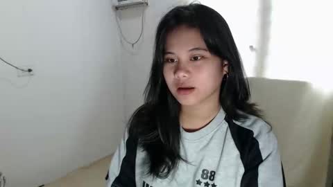 Snapshot of hoelyzhuxinn chatting on May 17, 2026, 8:01 am Zhuxinn3 online show from May 17, 2026, 8:01 am