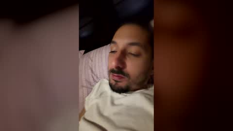 hoeskii online show from February 13, 2026, 4:08 am