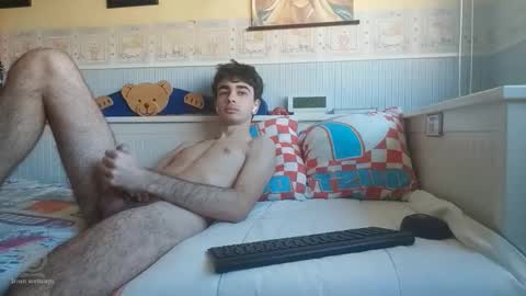 holawenasoyjuan online show from March 12, 2026, 10:54 am