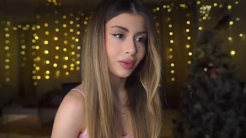 Moni Monica online show from December 20, 2025, 8:10 am