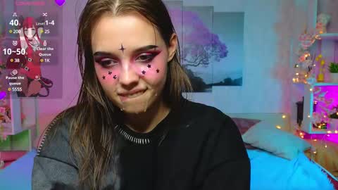 Lux online show from February 12, 2025, 1:09 am