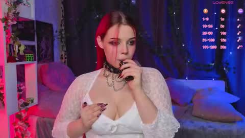 Lux online show from September 25, 2025, 4:11 pm